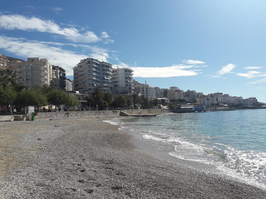 Meni'S Family Apartament Sarandë Eksteriør bilde